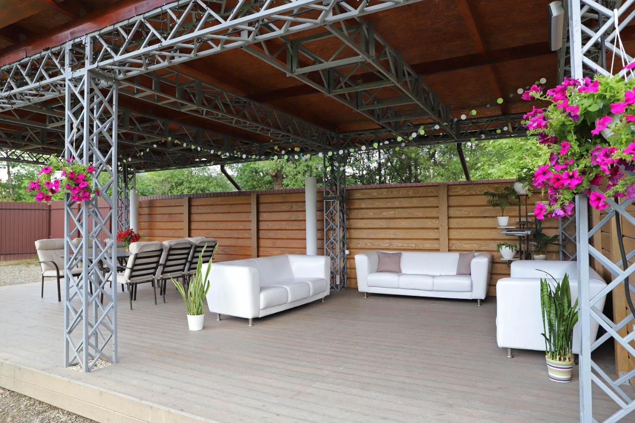 Apple House Villa Mikulicsin Kültér fotó